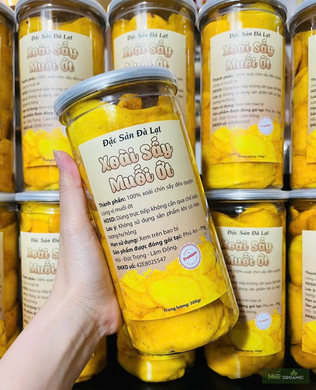 Xoài Sấy Muối Ớt Đà Lạt – Dẻo Thơm, Cay Mặn Ngọt Hấp Dẫn