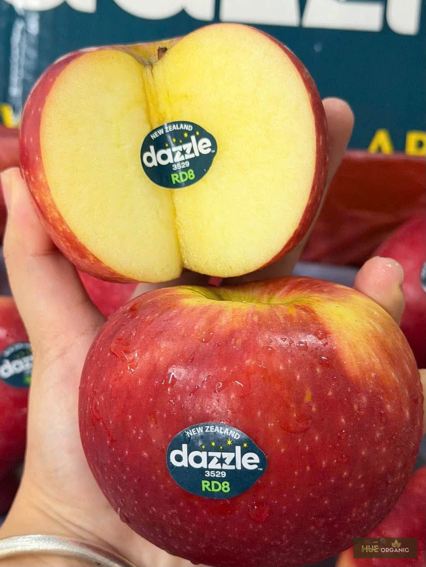 Táo Dazzle New Zealand Đỏ Giòn Ngọt Đậm - ảnh 2
